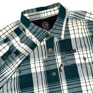 Wrangler ATG All Terrain Gear Men's L‎ Green Plaid Long Sleeve Button Up Shirt